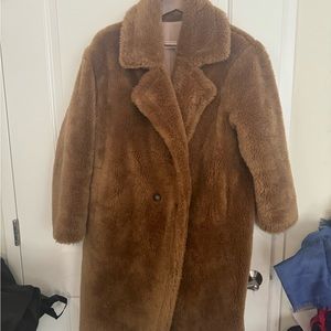 Yves Salomon size 38. Wool Teddy coat